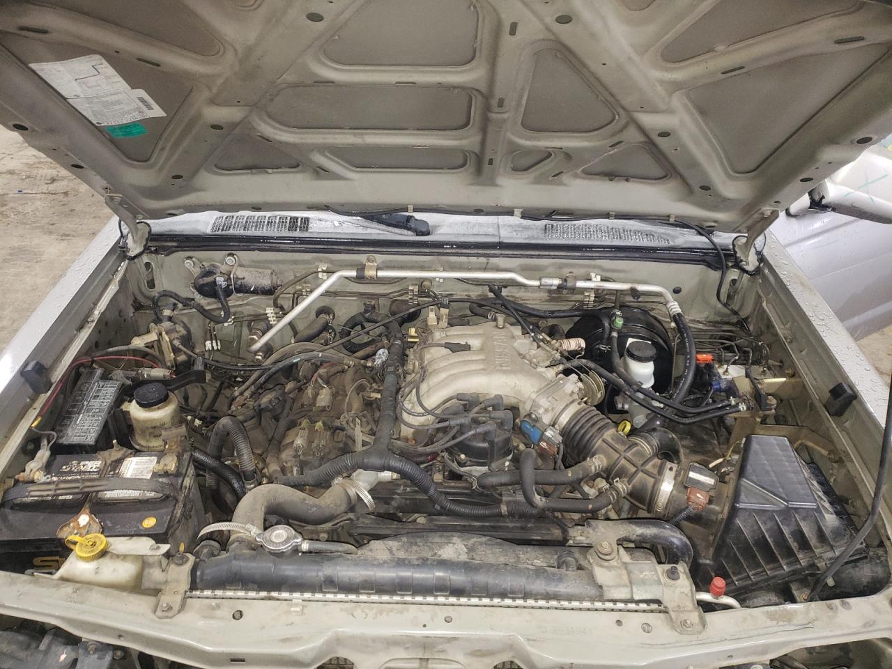 Photo 7 from auction – 2002 NISSAN FRONTIER C with VIN 1N6ED29Y82C319448