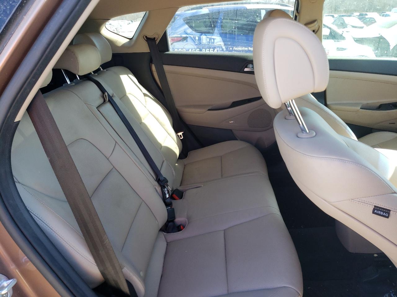 Photo 6 from auction – 2017 HYUNDAI TUCSON LIM with VIN KM8J3CA49HU400976