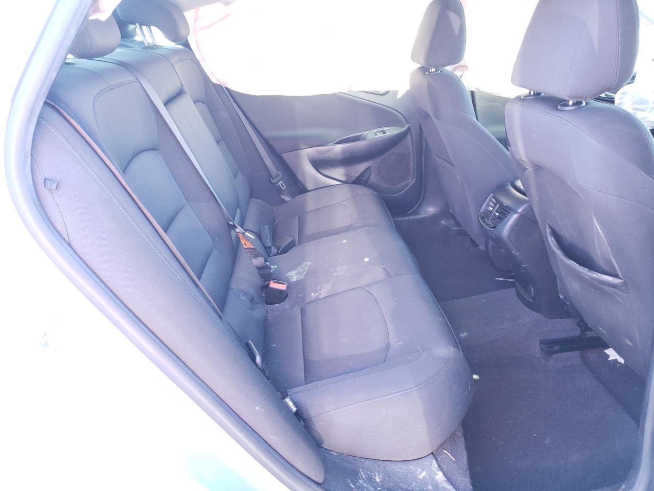 Photo 6 from auction – 2018 CHEVROLET MALIBU LT with VIN 1G1ZD5ST7JF127903