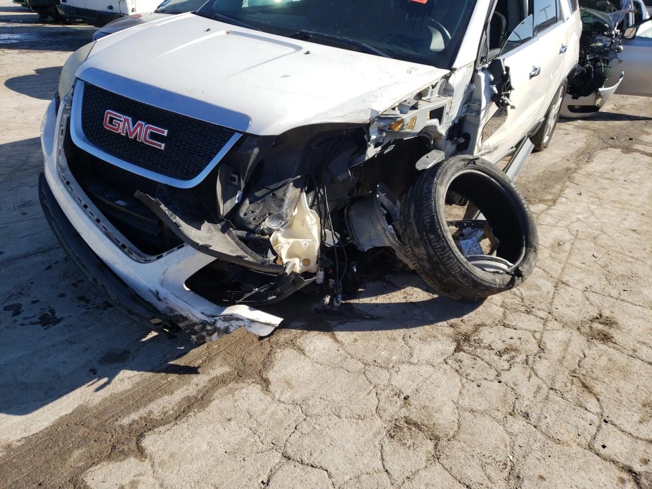 Photo 9 from auction – 2008 GMC ACADIA SLT with VIN 1GKER23798J270161