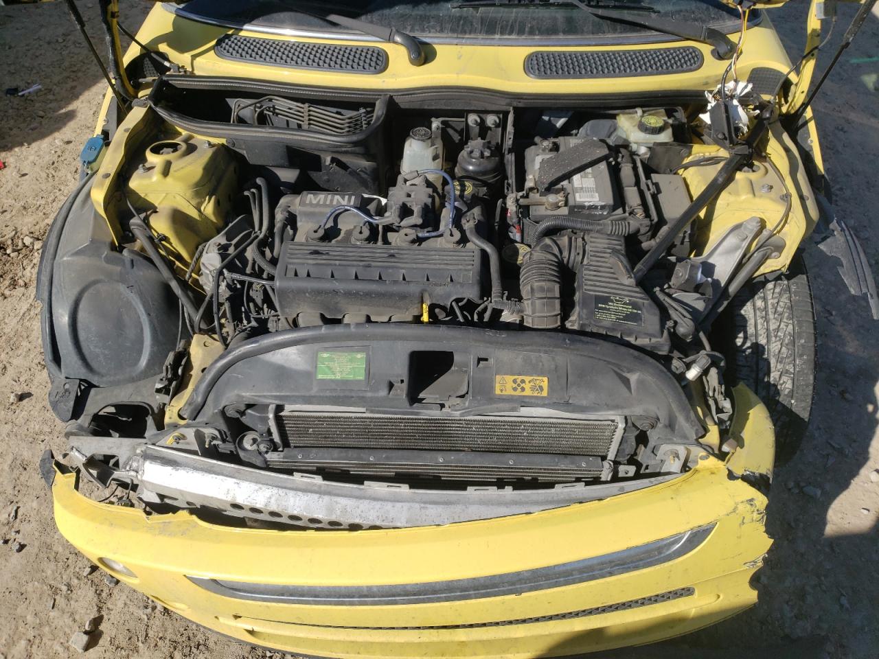 Photo 7 from auction – 2005 MINI COOPER with VIN WMWRF33475TF62425