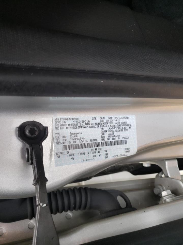 Photo 10 from auction – 2016 FORD FOCUS S with VIN 1FADP3E25GL371789