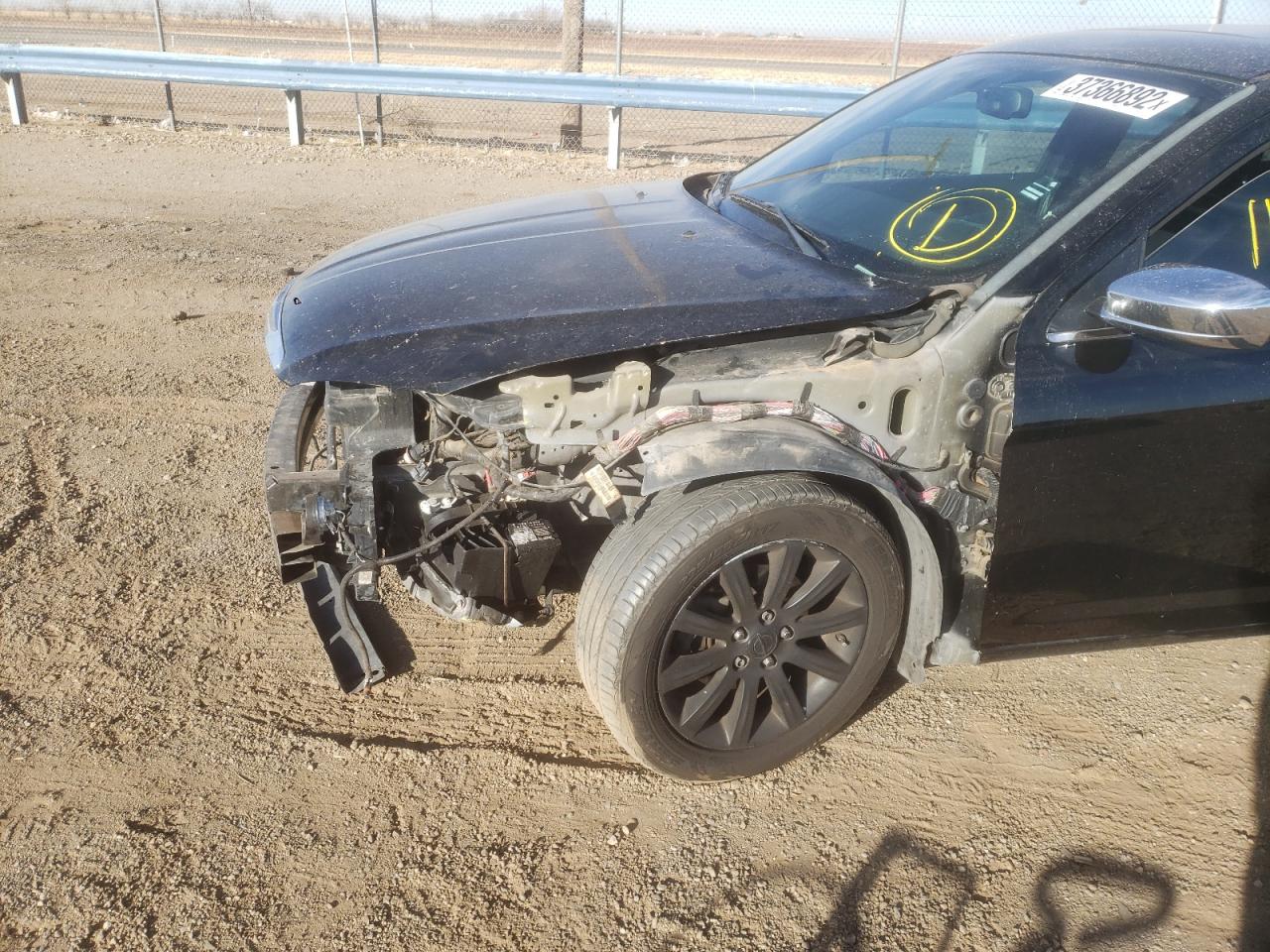 Photo 9 from auction – 2014 CHRYSLER 200 LIMITE with VIN 1C3CCBCG7EN135418
