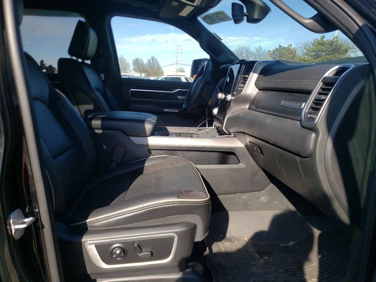 Photo 5 from auction – 2020 RAM 1500 LARAM with VIN 1C6SRFJT7LN307478