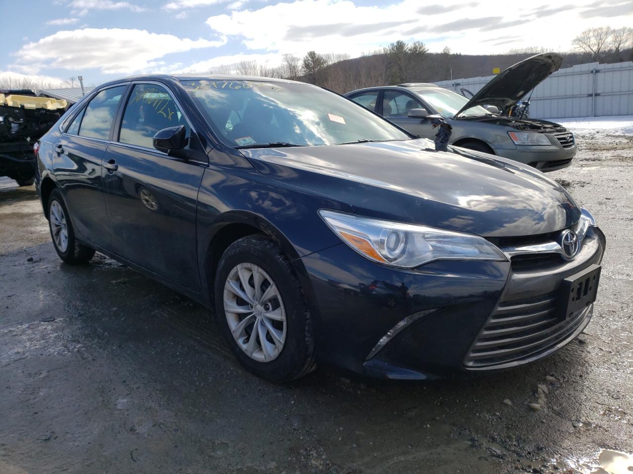 Photo 1 from auction – 2015 TOYOTA CAMRY LE with VIN 4T4BF1FK2FR478980
