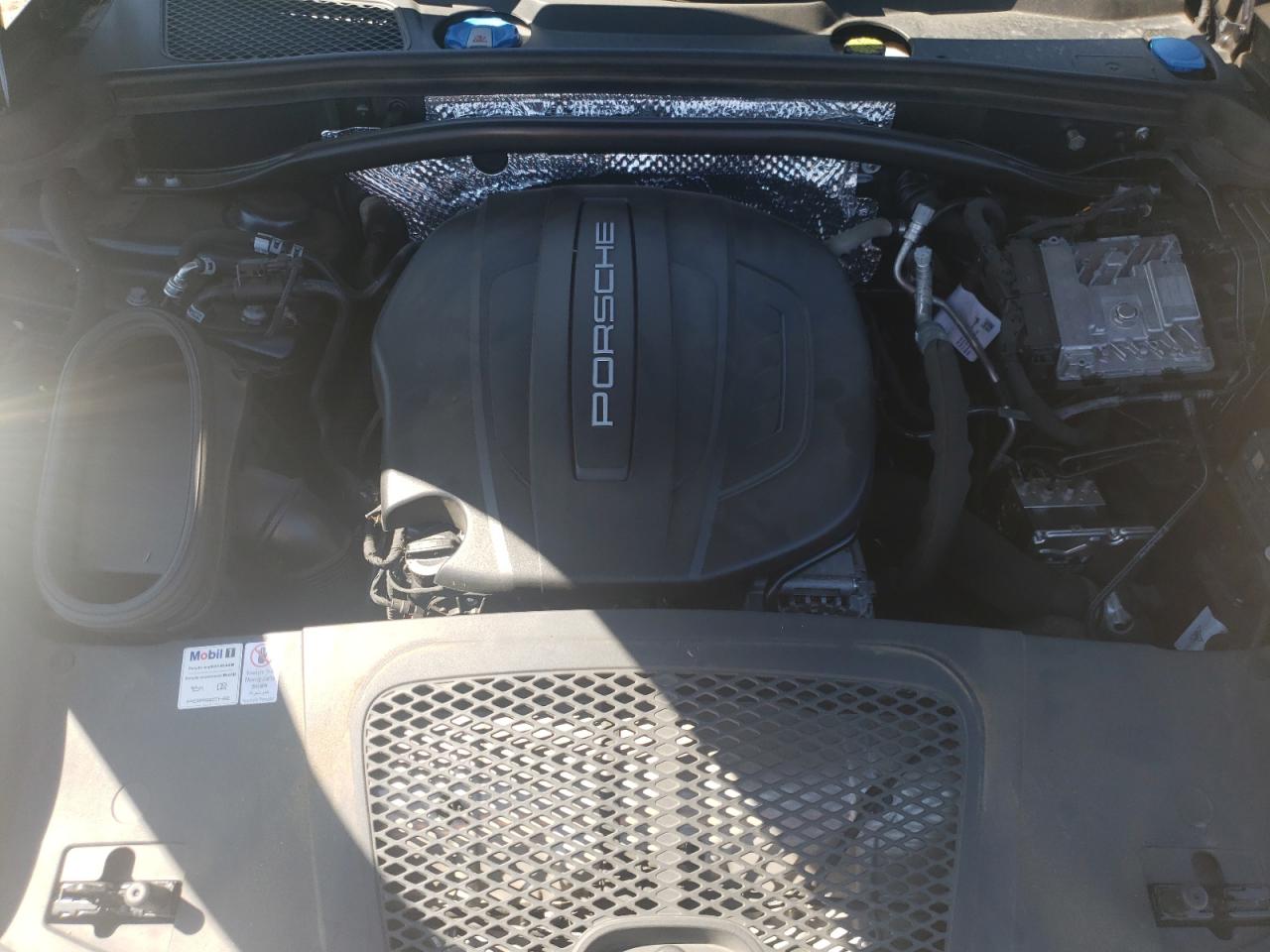 Photo 7 from auction – 2020 PORSCHE MACAN with VIN WP1AA2A59LLB04723