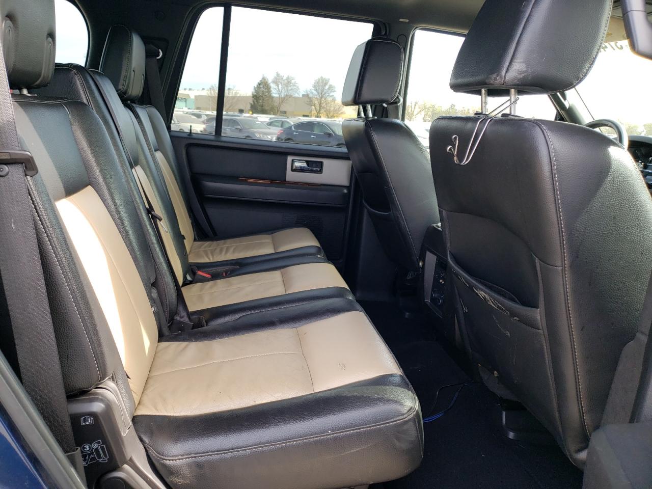Photo 6 from auction – 2007 FORD EXPEDITION with VIN 1FMFU18597LA74199
