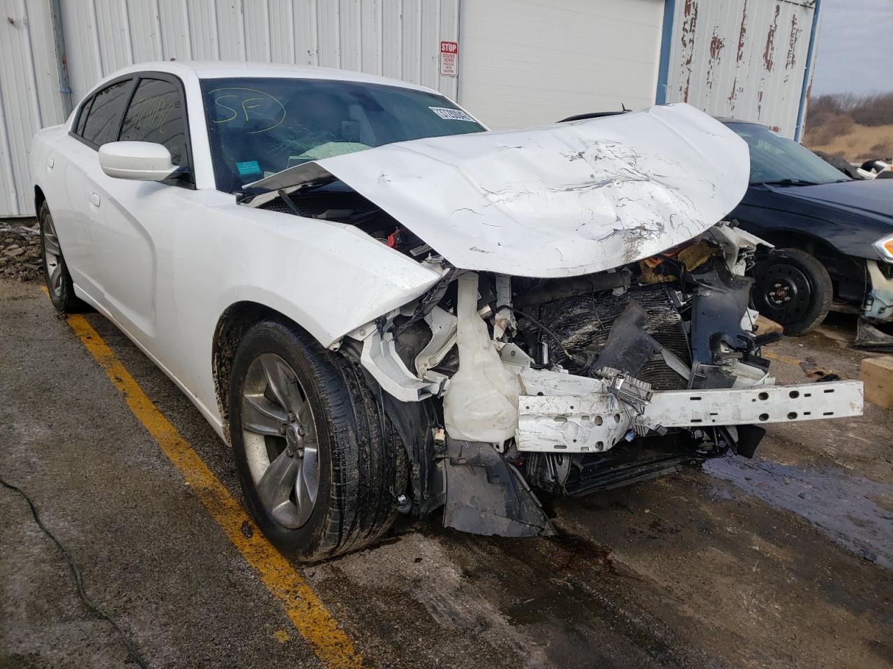 DODGE CHARGER SE 2015 with VIN 2C3CDXBG5FH840997 - Photo from auction