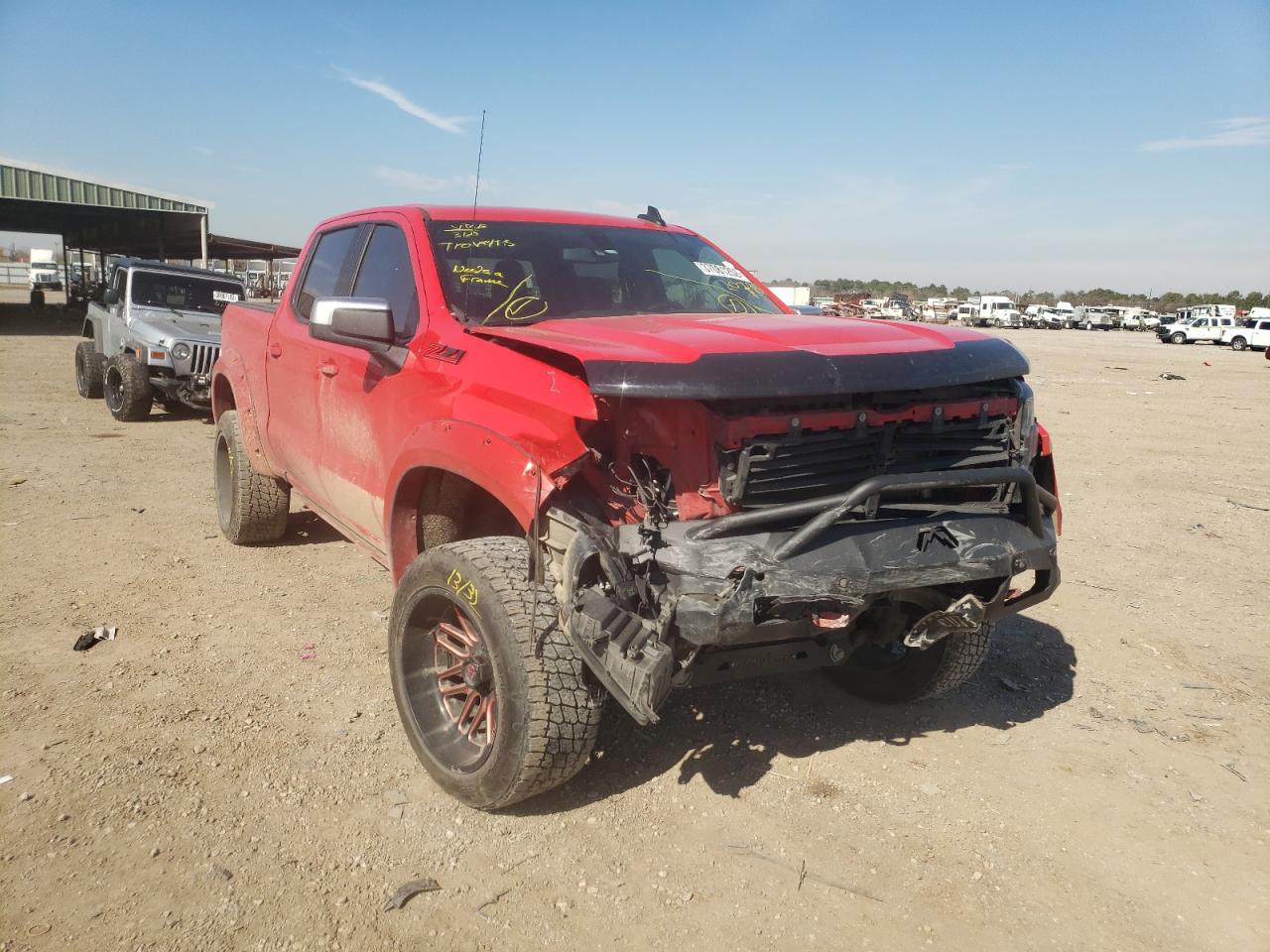 CHEVROLET SILVERADO 2020 with VIN 3GCUYDED3LG207981 - Photo from auction
