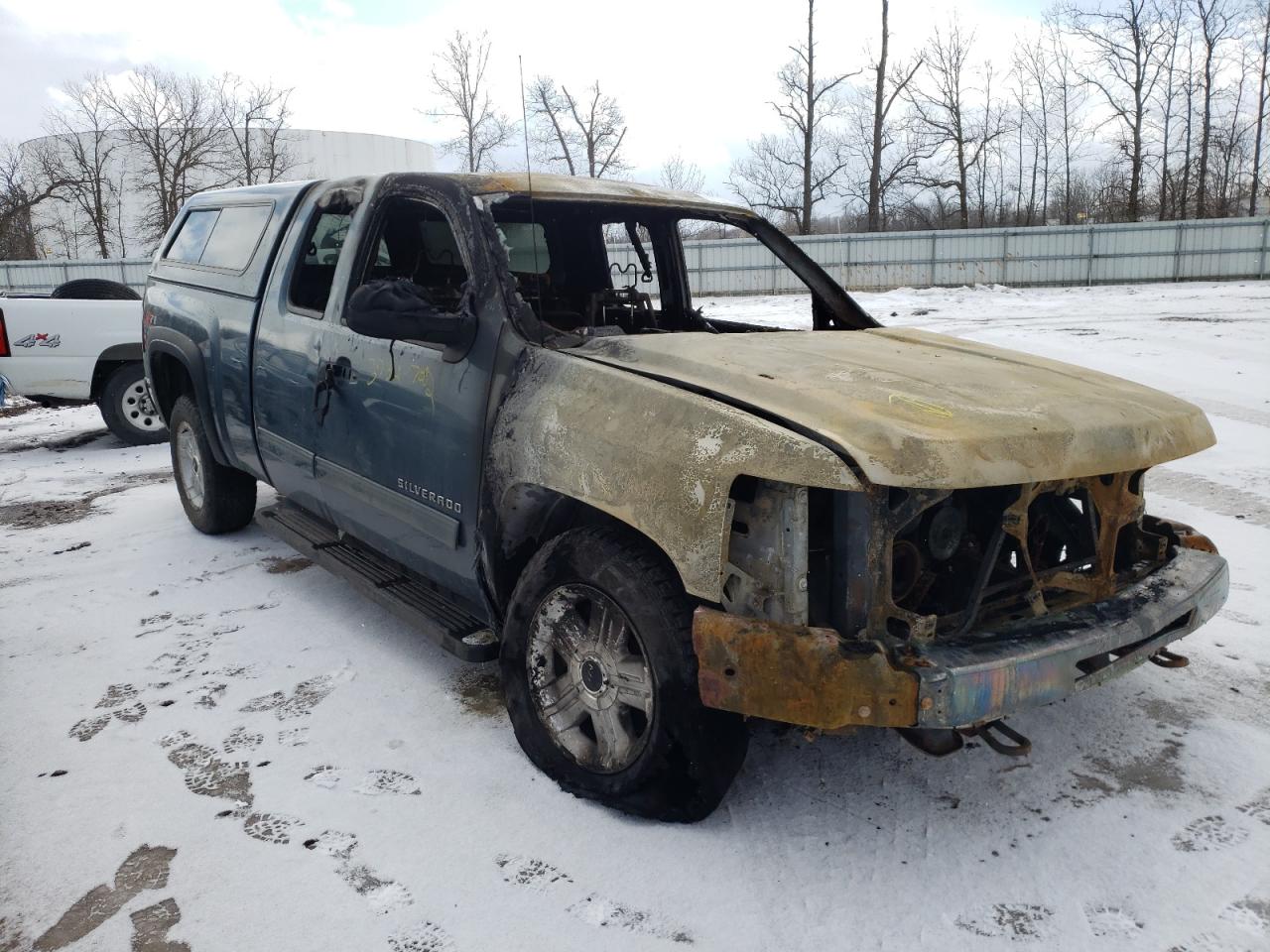 CHEVROLET SILVERADO 2011 with VIN 1GCRKSE30BZ106446 - Photo from auction