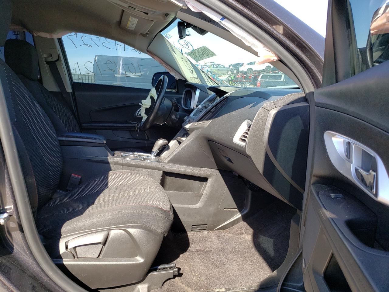 Photo 5 from auction – 2016 CHEVROLET EQUINOX LT with VIN 2GNFLFE31G6175437