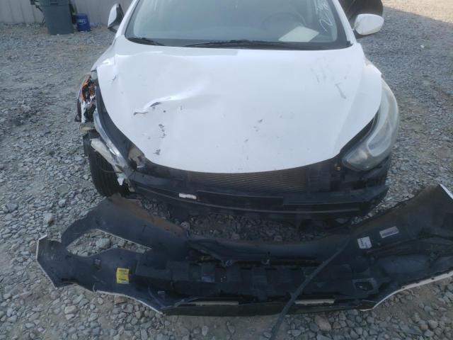 Photo 9 from auction – 2016 HYUNDAI ELANTRA SE with VIN 5NPDH4AE7GH719867