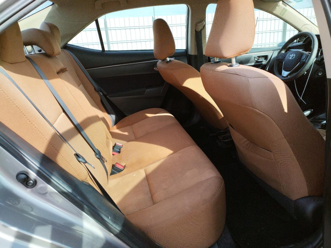 Photo 6 from auction – 2015 TOYOTA COROLLA L with VIN 2T1BURHE3FC393783