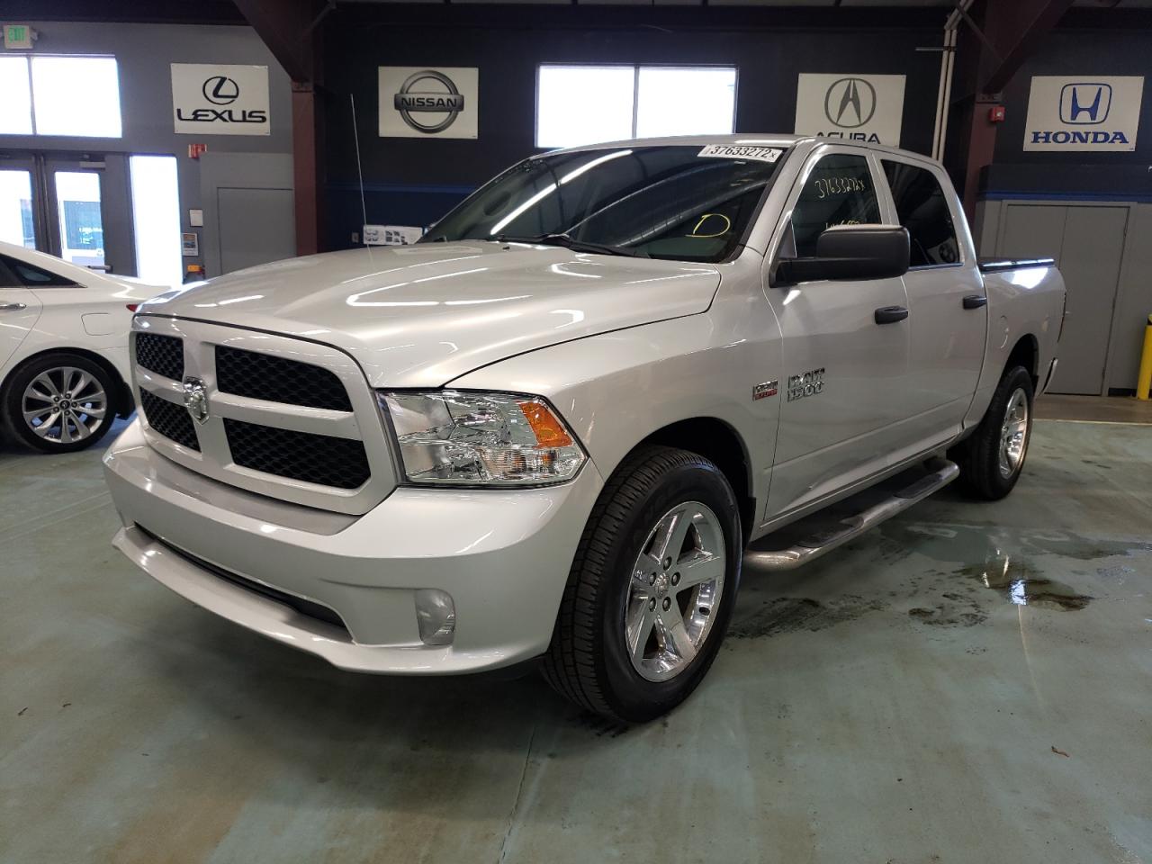 Фото 2 с аукциона – 2014 RAM 1500 ST с VIN 1C6RR7KT8ES137803