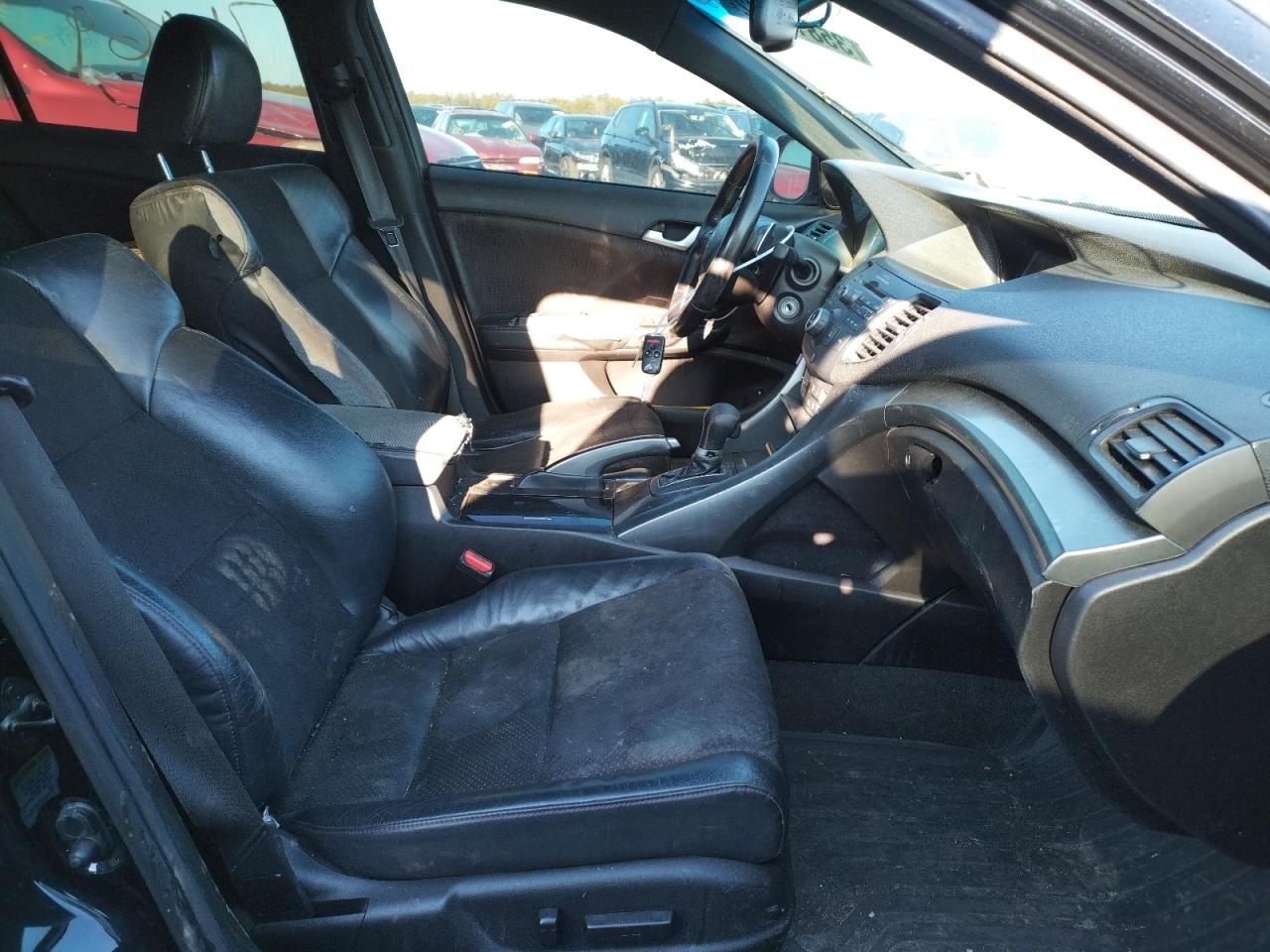 Photo 5 from auction – 2013 ACURA TSX SE with VIN JH4CU2F84DC000032