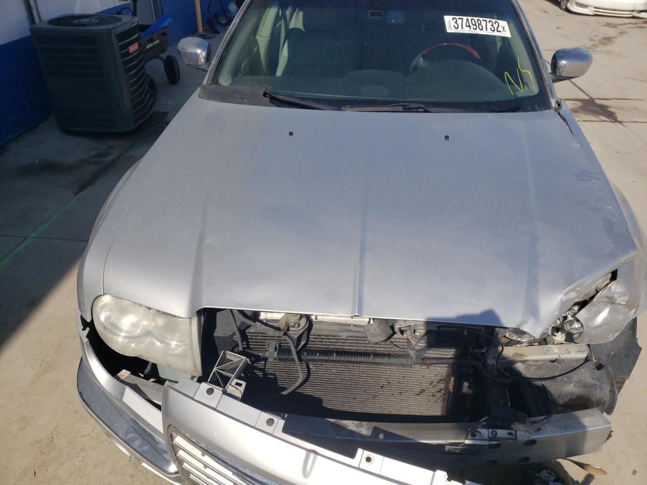 Photo 7 from auction – 2006 CHRYSLER 300C with VIN 2C3KA63H86H209876