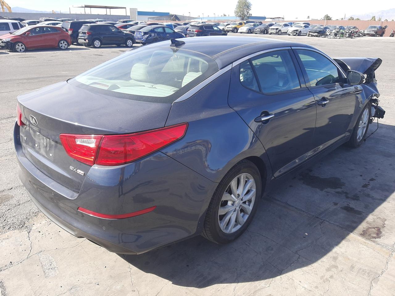 Photo 4 from auction – 2015 KIA OPTIMA EX with VIN 5XXGN4A76FG414846