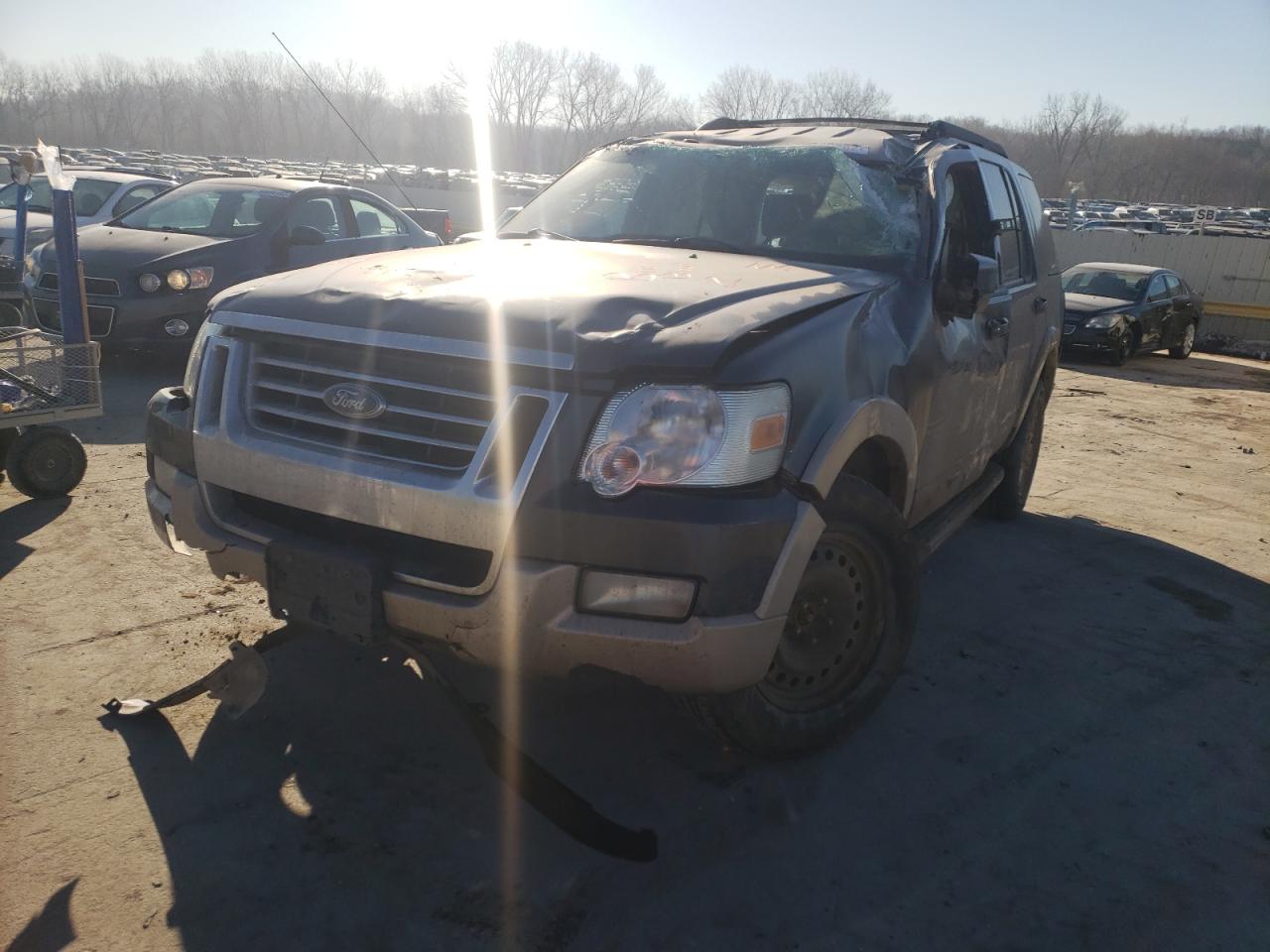 Photo 2 from auction – 2010 FORD EXPLORER E with VIN 1FMEU7EE8AUA32076