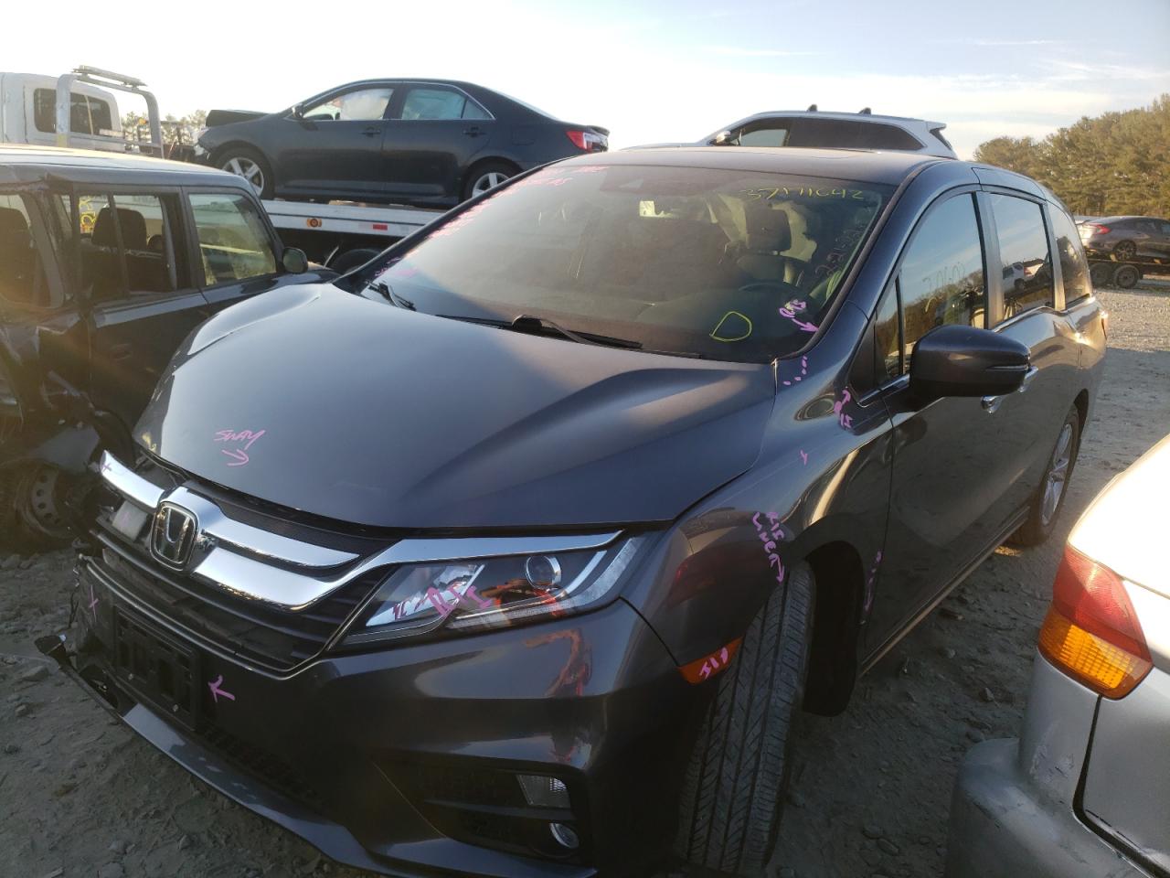 Photo 2 from auction – 2019 HONDA ODYSSEY EX with VIN 5FNRL6H74KB054635