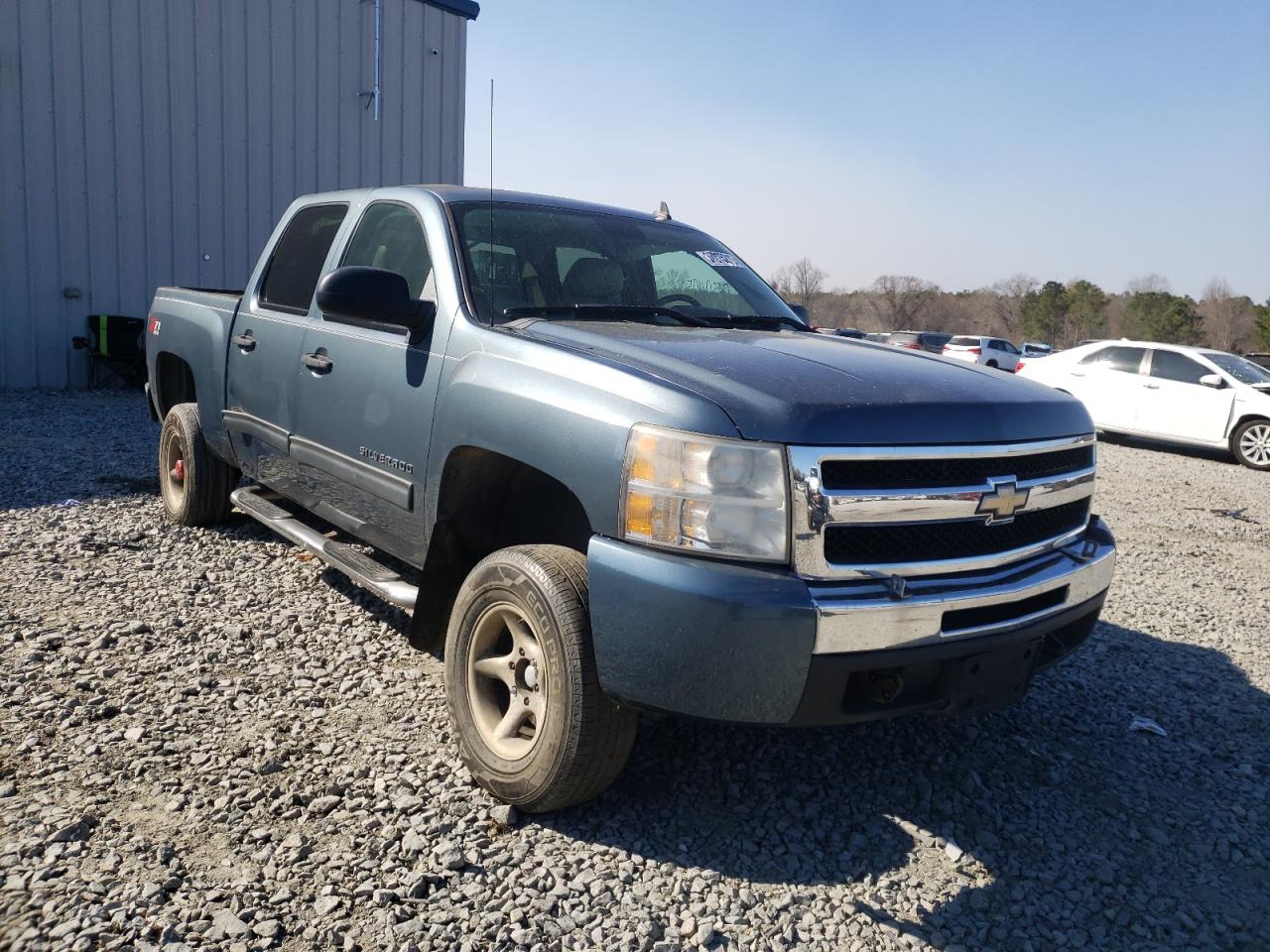 CHEVROLET SILVERADO 2010 with VIN 3GCRKSE31AG297972 - Photo from auction