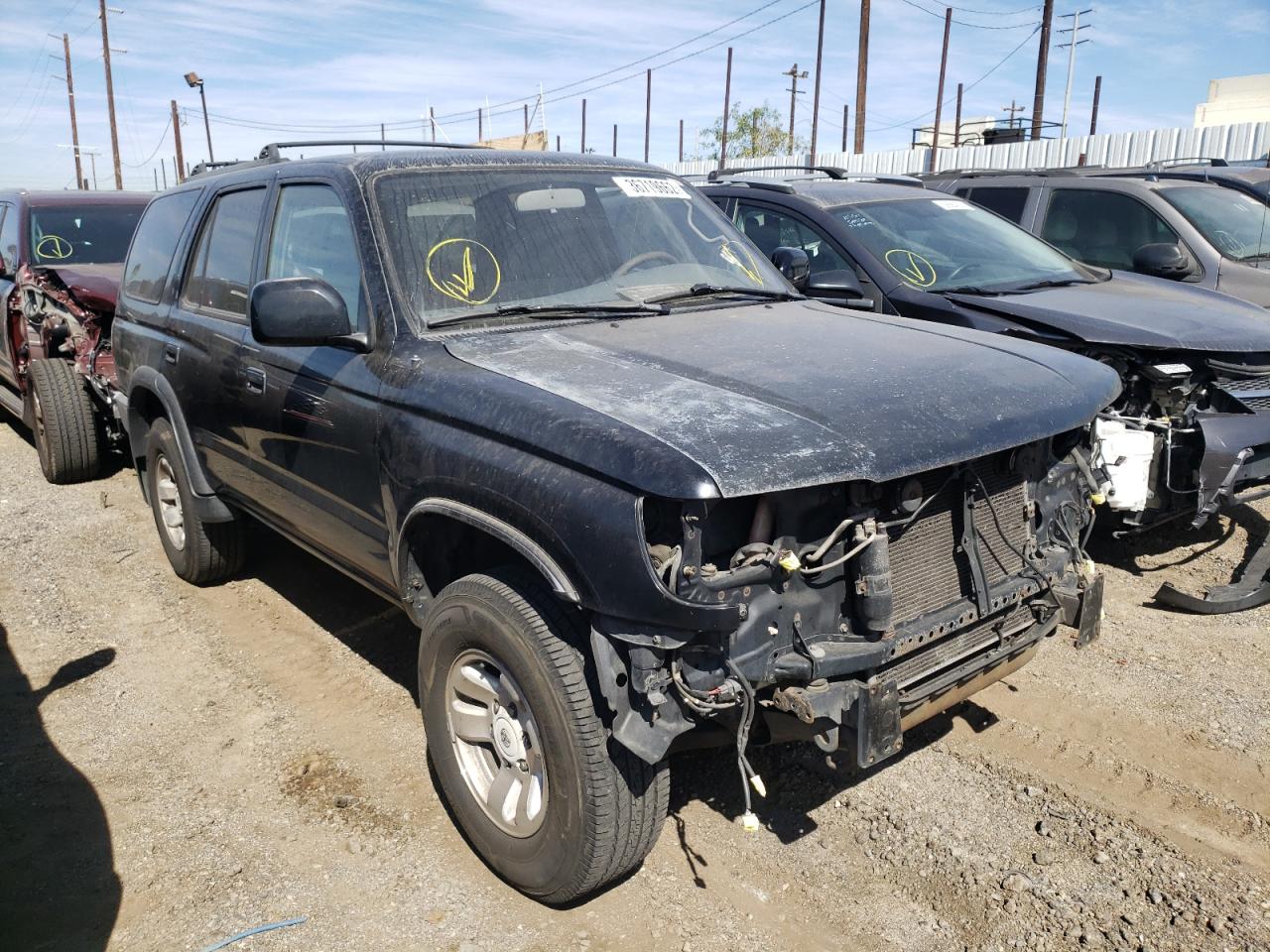 TOYOTA 4RUNNER SR 2000 مع رقم تعريف المركبة JT3GN86R2Y0170445 - صورة من المزاد