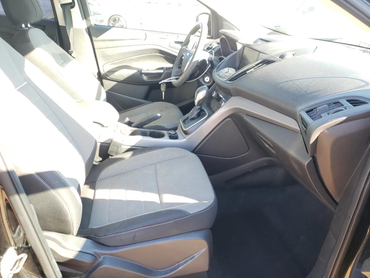 Photo 5 from auction – 2014 FORD ESCAPE SE with VIN 1FMCU0GX6EUA61918
