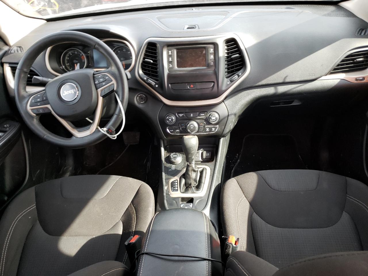 Photo 9 from auction – 2016 JEEP CHEROKEE L with VIN 1C4PJMCBXGW202576