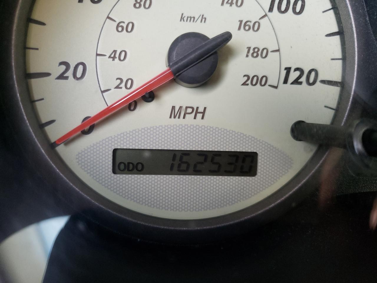 Photo 8 from auction – 2001 TOYOTA RAV4 with VIN JTEHH20V210077677