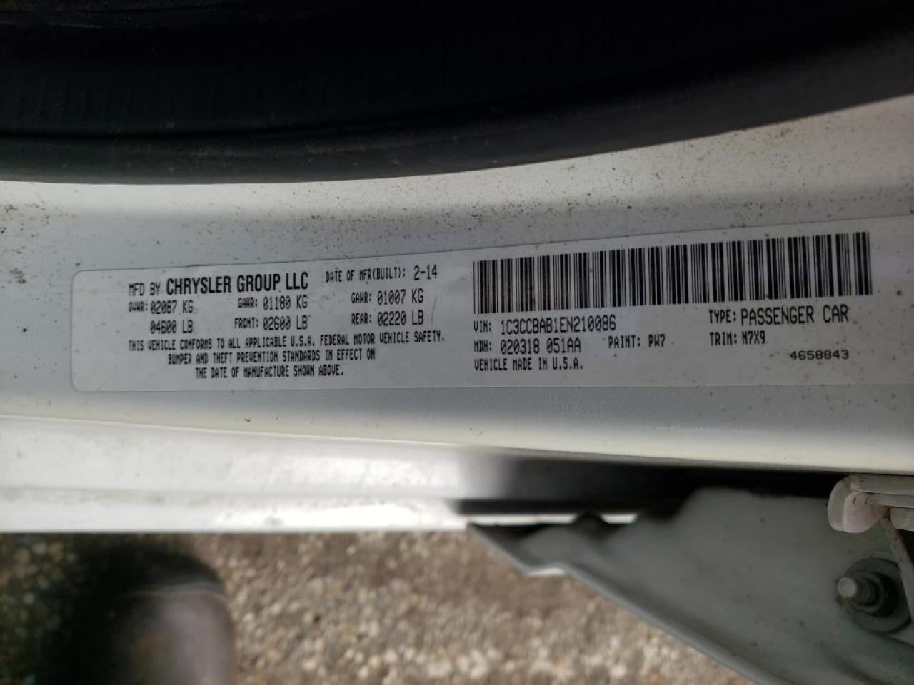 Photo 10 from auction – 2014 CHRYSLER 200 LX with VIN 1C3CCBAB1EN210086