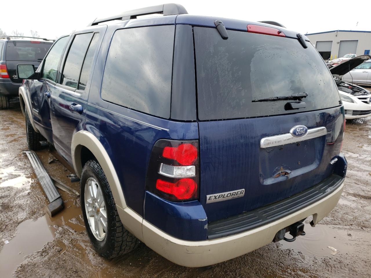 Photo 3 from auction – 2008 FORD EXPLORER E with VIN 1FMEU74EX8UA21527