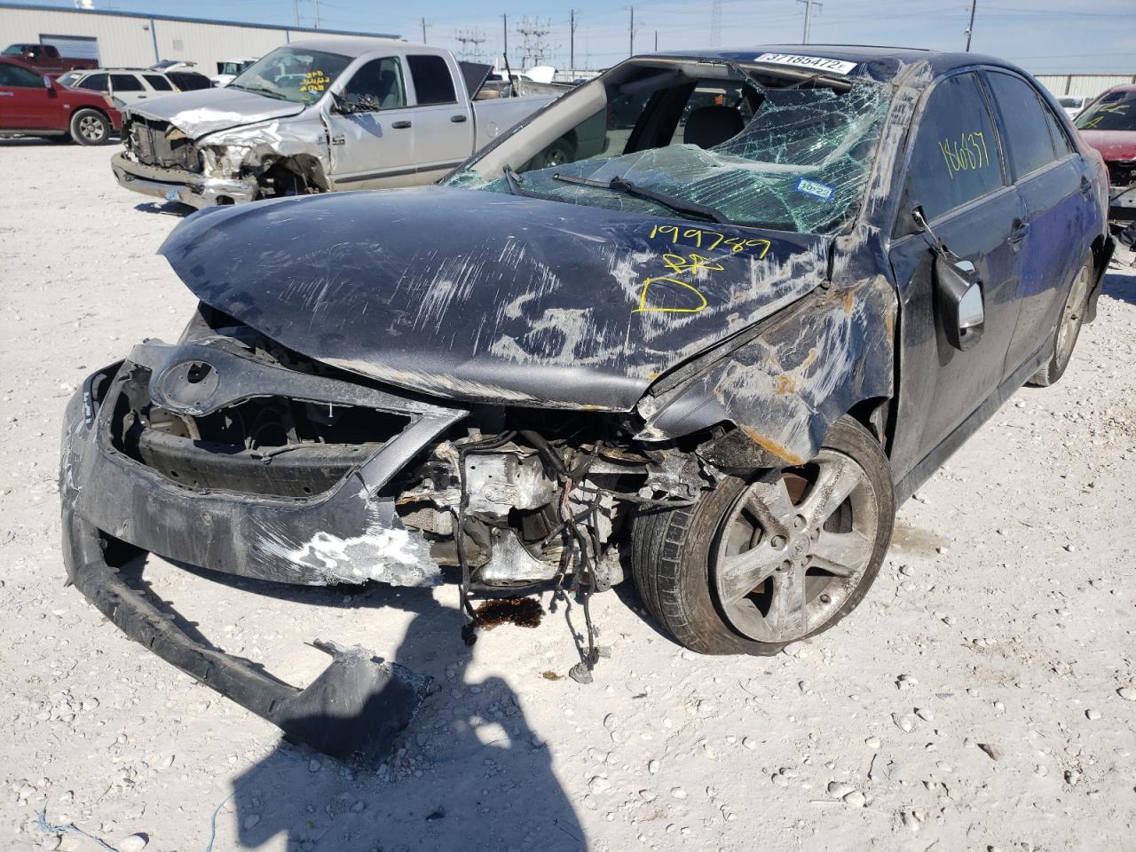Photo 2 from auction – 2011 TOYOTA CAMRY BASE with VIN 4T1BF3EK6BU199789