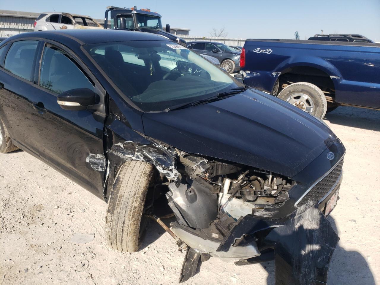 Photo 9 from auction – 2016 FORD FOCUS SE with VIN 1FADP3F2XGL336132