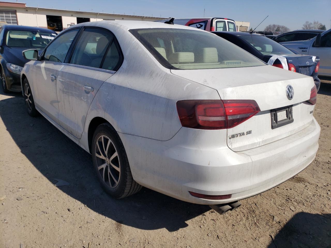Photo 3 from auction – 2017 VOLKSWAGEN JETTA SE with VIN 3VWDB7AJ2HM399432