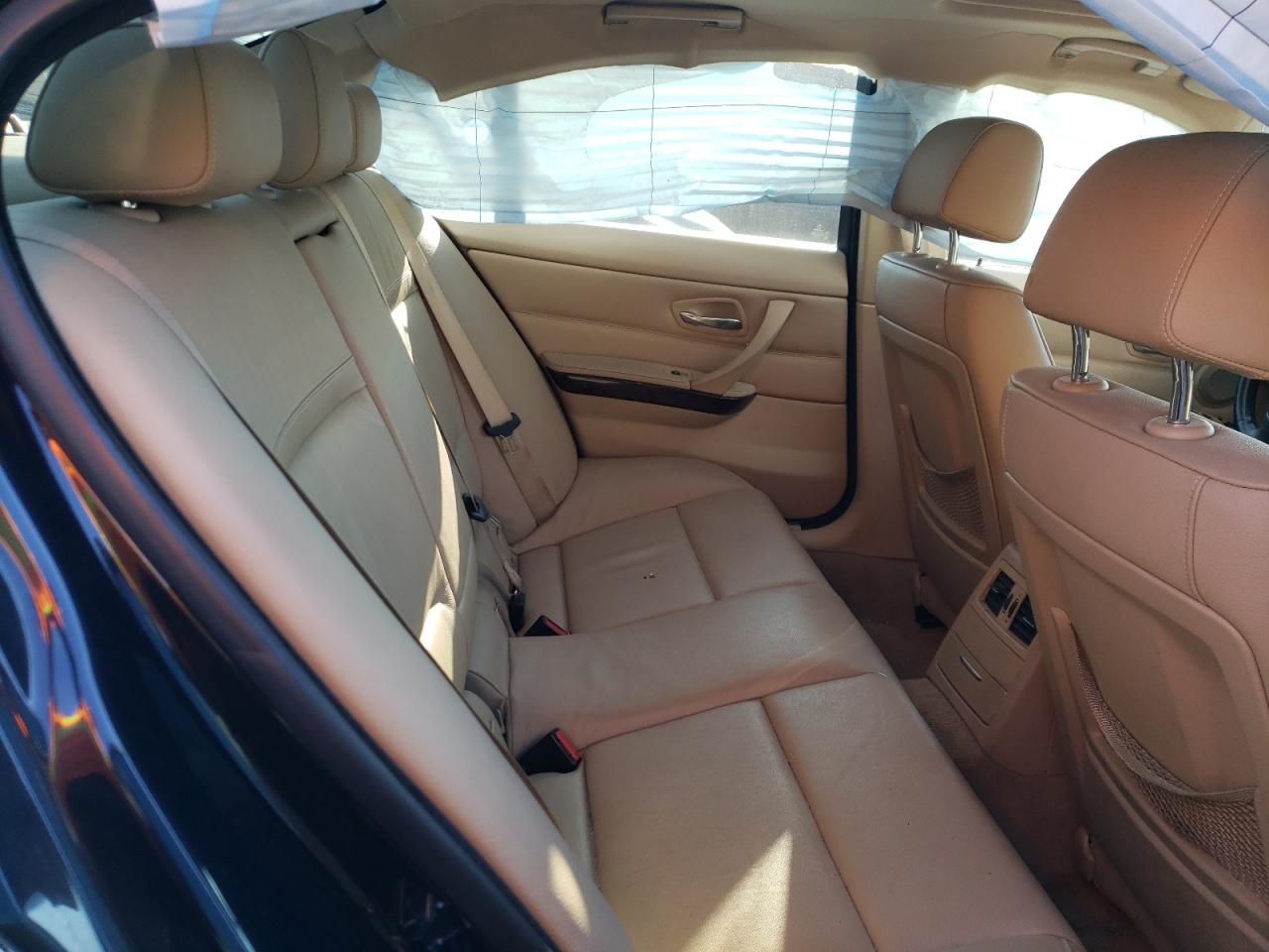 Photo 6 from auction – 2009 BMW 328 with VIN WBAPK53549A509526