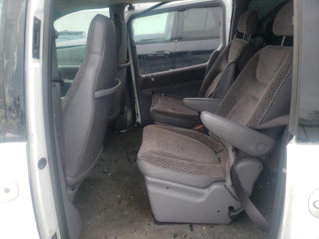 Photo 6 from auction – 2000 DODGE GRAND CARA with VIN 2B4GP44G6YR605423