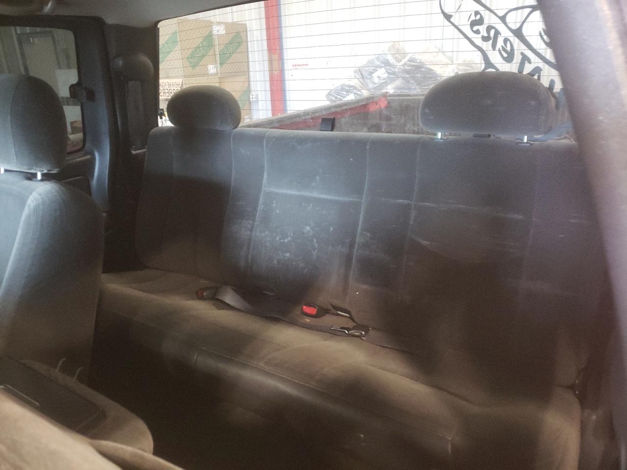 Photo 6 from auction – 2004 CHEVROLET SILVERADO with VIN 1GCEK19T64Z269253