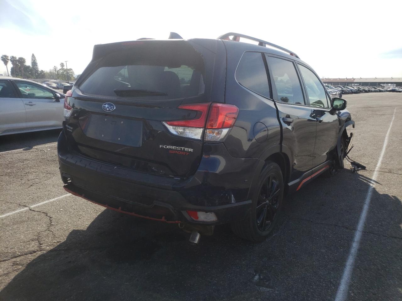 Photo 4 from auction – 2019 SUBARU FORESTER S with VIN JF2SKAPCXKH401571