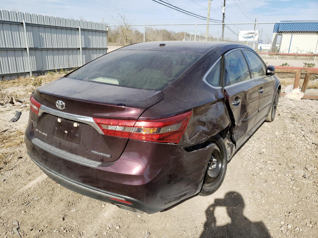 Photo 4 from auction – 2016 TOYOTA AVALON XLE with VIN 4T1BK1EB0GU217940