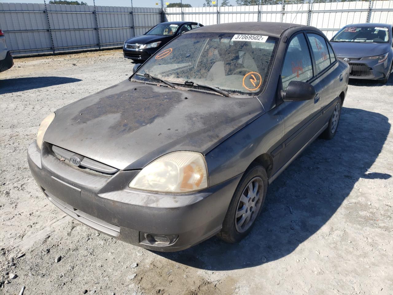 Photo 2 from auction – 2004 KIA RIO with VIN KNADC125846335868