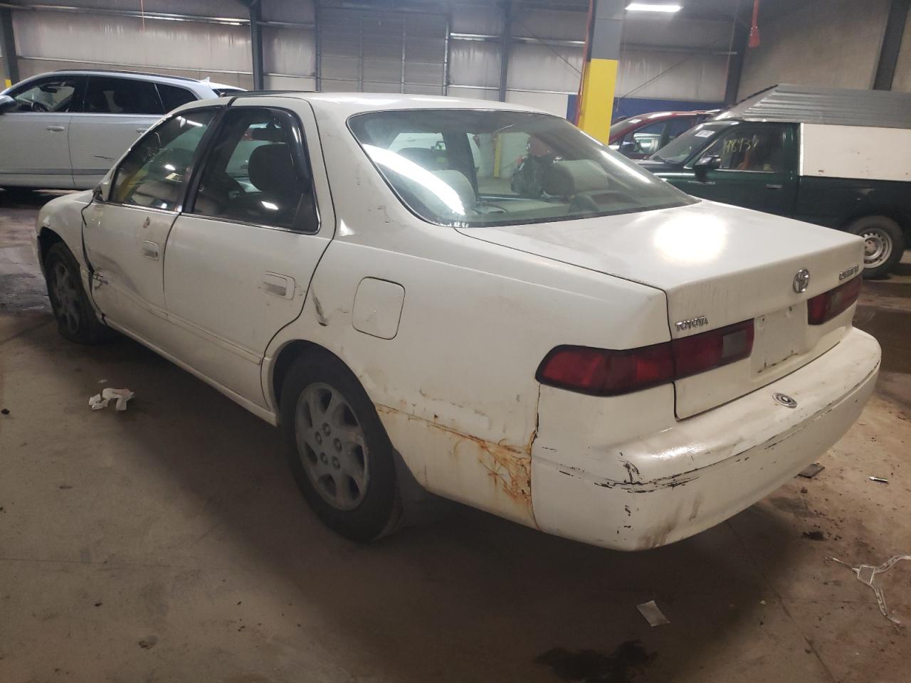 Photo 3 from auction – 1999 TOYOTA CAMRY with VIN JT2BF22K1X0169061