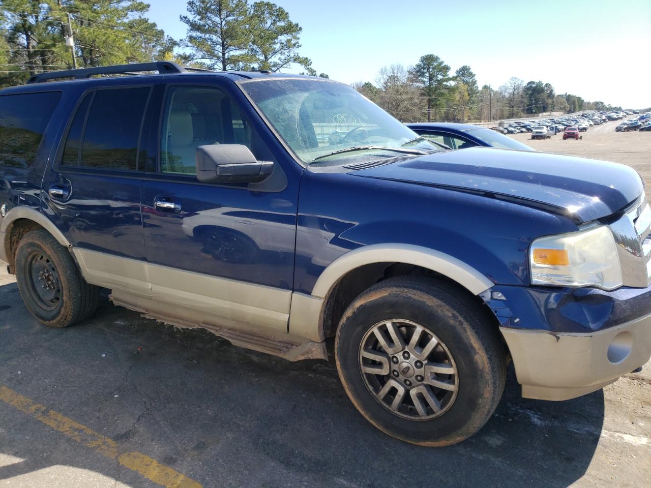 Photo 9 from auction – 2010 FORD EXPEDITION with VIN 1FMJU1J51AEB55892