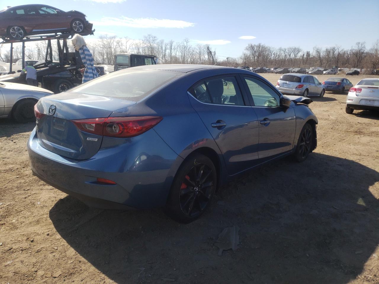Photo 4 from auction – 2017 MAZDA 3 TOURING with VIN 3MZBN1V74HM147479