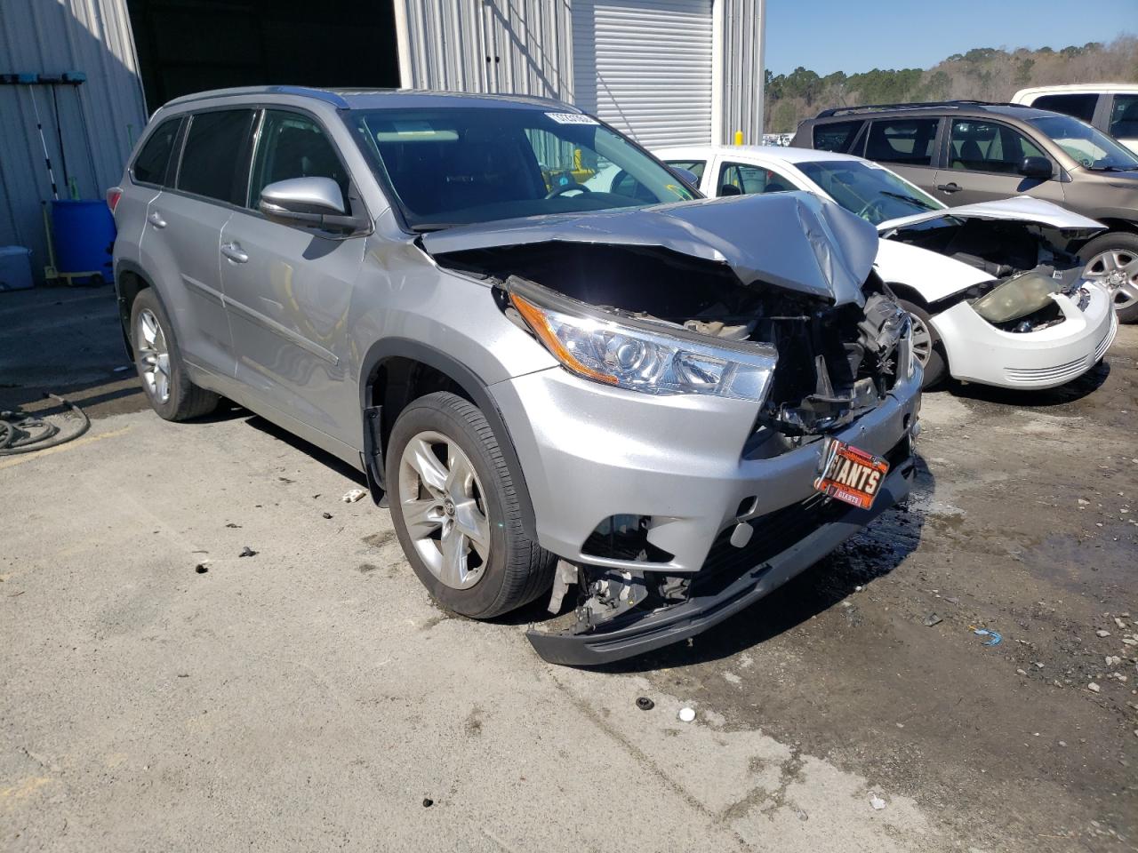 TOYOTA HIGHLANDER 2016 with VIN 5TDDKRFH6GS276851 - Photo from auction