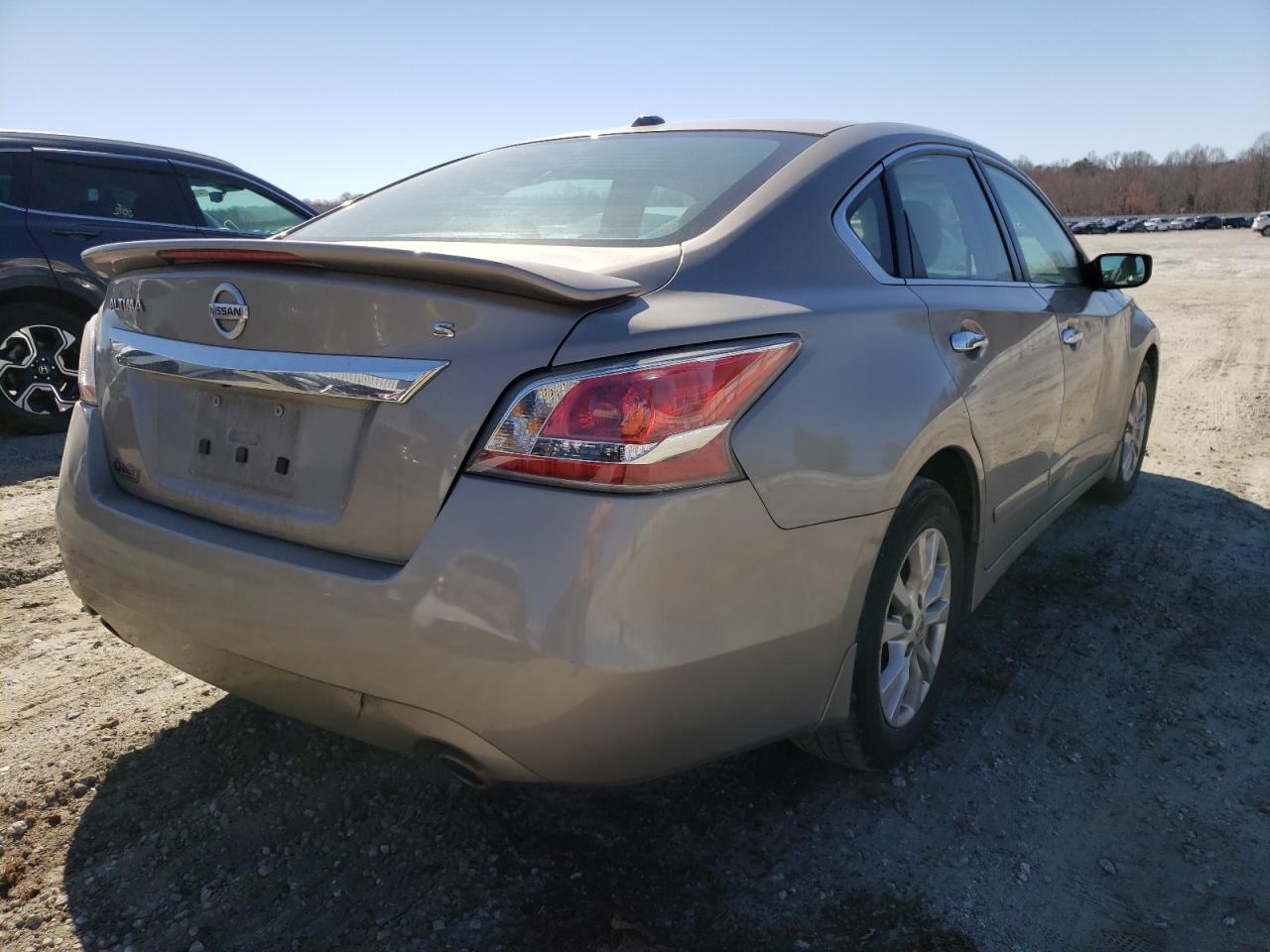 Photo 4 from auction – 2015 NISSAN ALTIMA 2.5 with VIN 1N4AL3AP8FN340331
