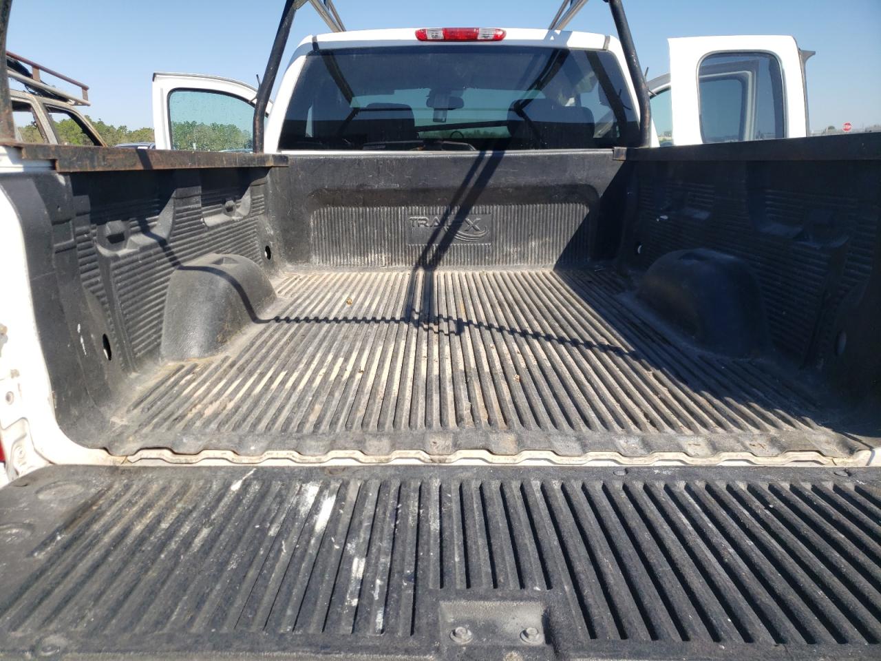 Photo 10 from auction – 2010 CHEVROLET SILVERADO with VIN 1GCSCREA5AZ105278
