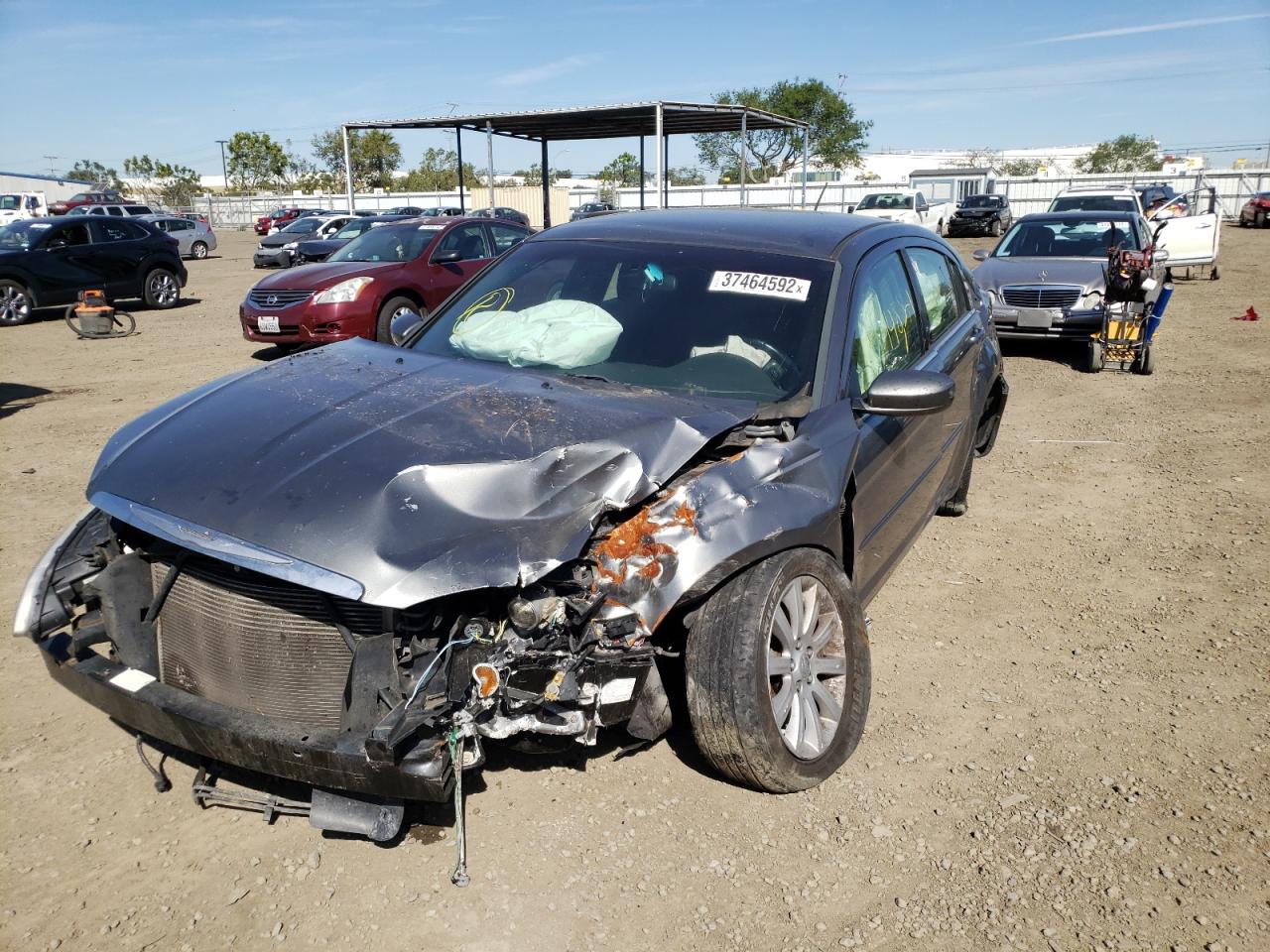 Photo 2 from auction – 2013 CHRYSLER 200 TOURIN with VIN 1C3CCBBB8DN713885