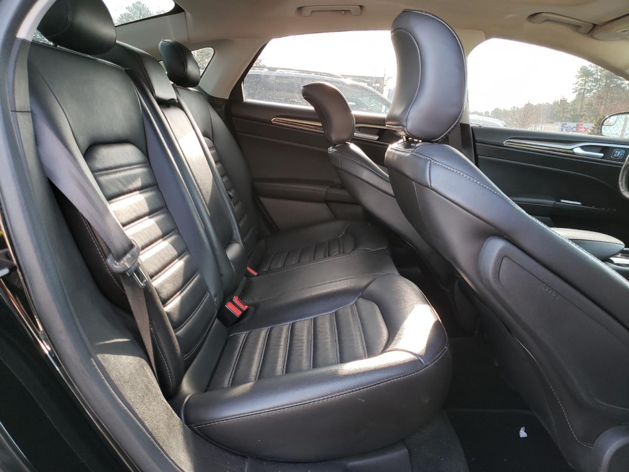 Photo 6 from auction – 2016 FORD FUSION SE with VIN 3FA6P0HDXGR220923