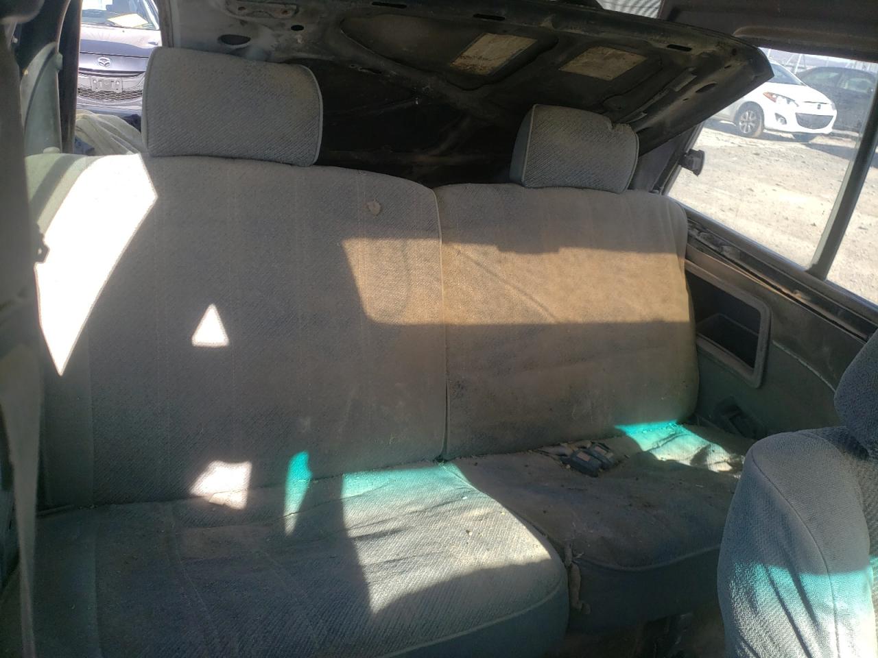 Photo 6 from auction – 1987 TOYOTA 4RUNNER with VIN JT4RN62S4H0179231