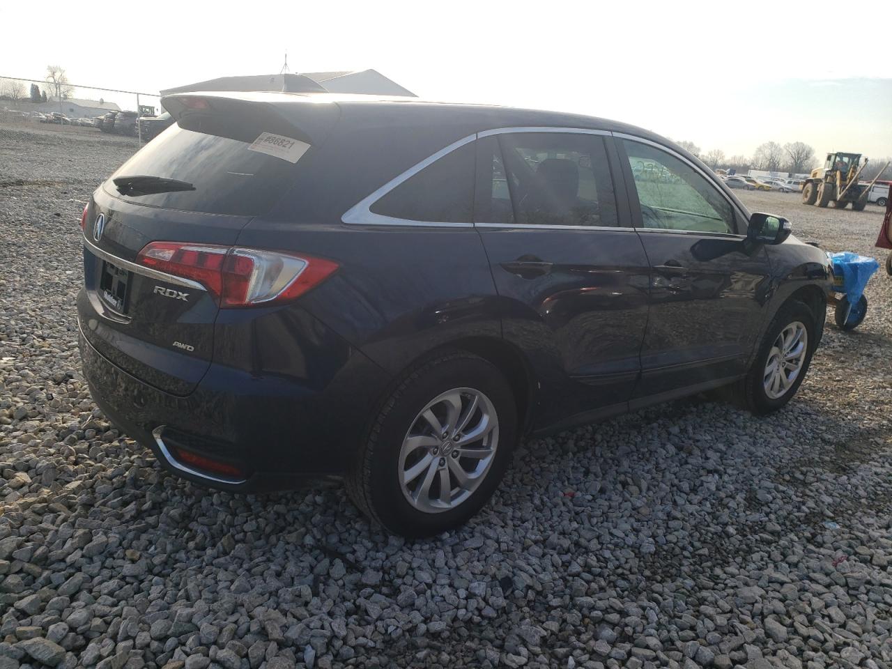 Photo 4 from auction – 2017 ACURA RDX TECHNO with VIN 5J8TB4H57HL004833