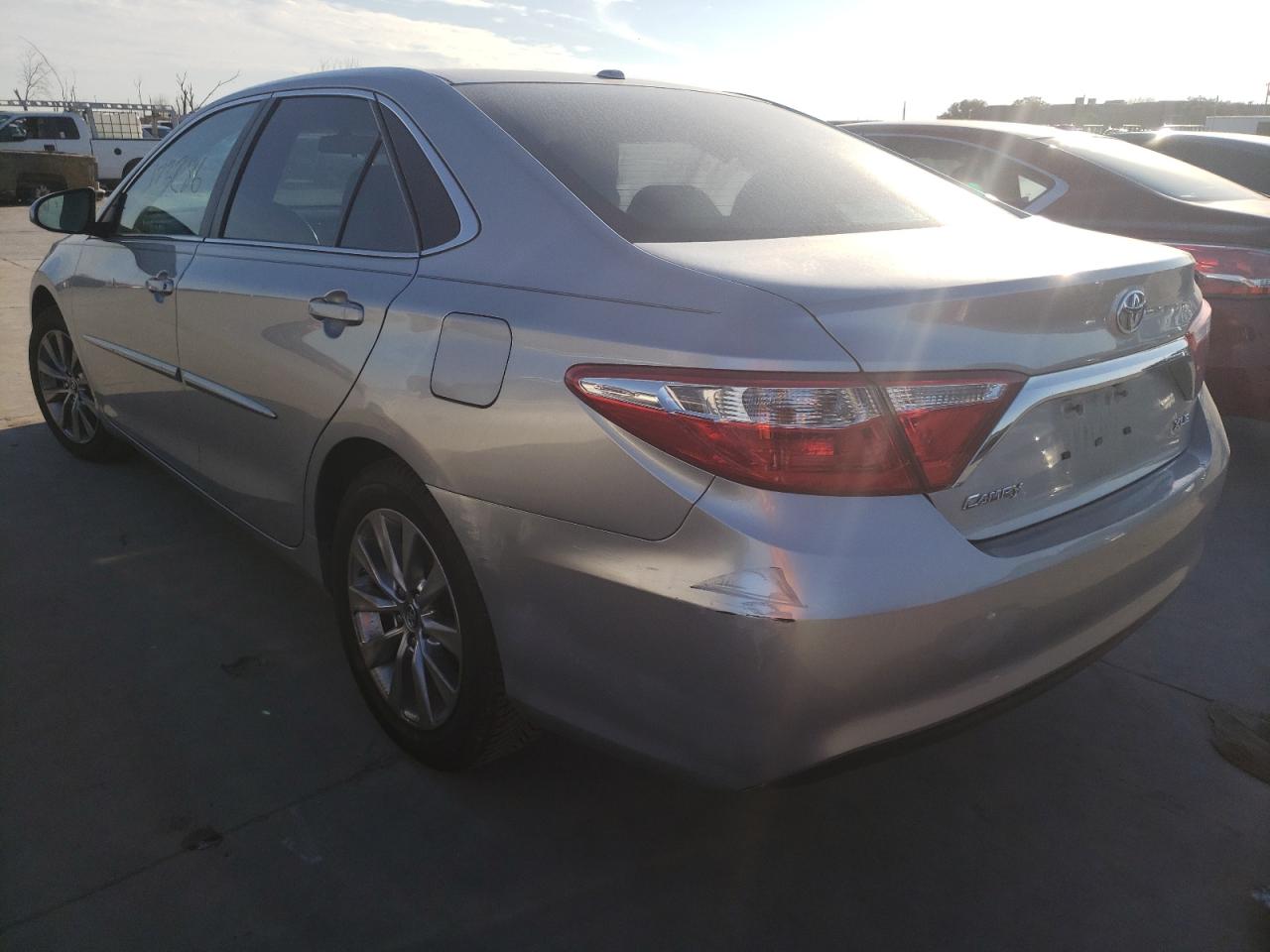 Photo 3 from auction – 2016 TOYOTA CAMRY with VIN 4T4BF1FK3GR519604